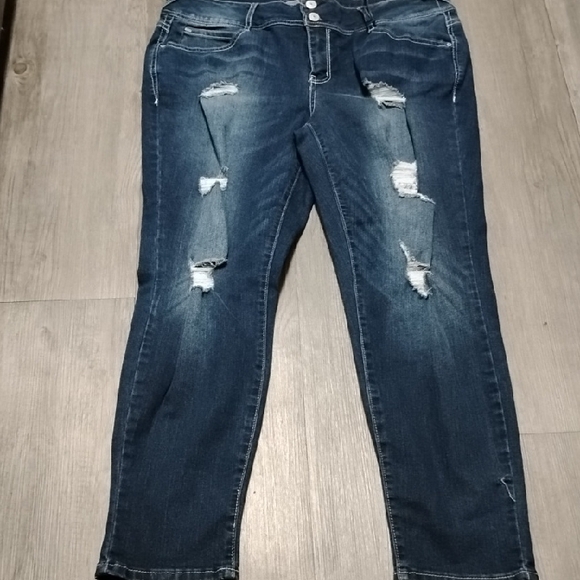 Wallflower Distressed Ankle Jeans in Dark Blue - Picture 7 of 7